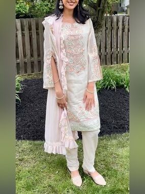 Embroidered Pastel Pink & Cream 3pc Ruffle Dupatta